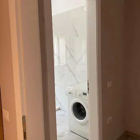 Appartement Newly Renovated One Bedroom In *